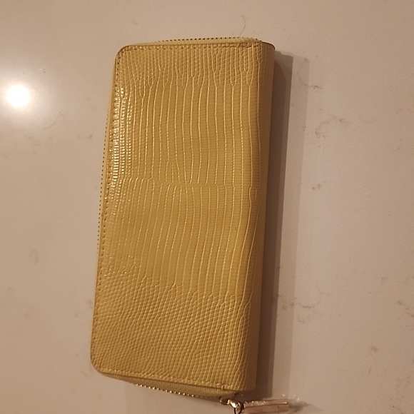 Yellow Leather Wallet - Picture 5 of 8